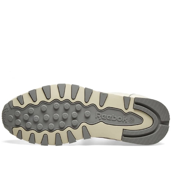 COPY - Reebok Classic Leather 1983 // NEW + WITH TAGS - Picture 5 of 7